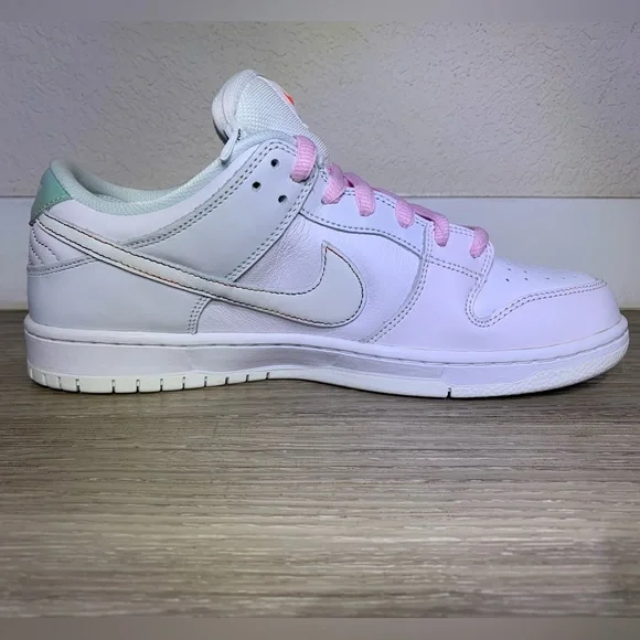 Nike SB Dunk Low Pro Be True LGBTQ Pride